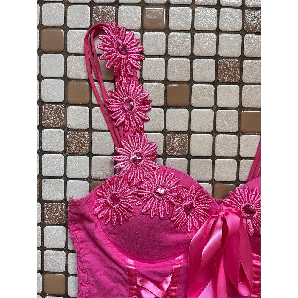 Vintage Y2K Hot Pink Coquette Bustier Top | Daisy Appliqué Cami | M - Picture 5 of 9